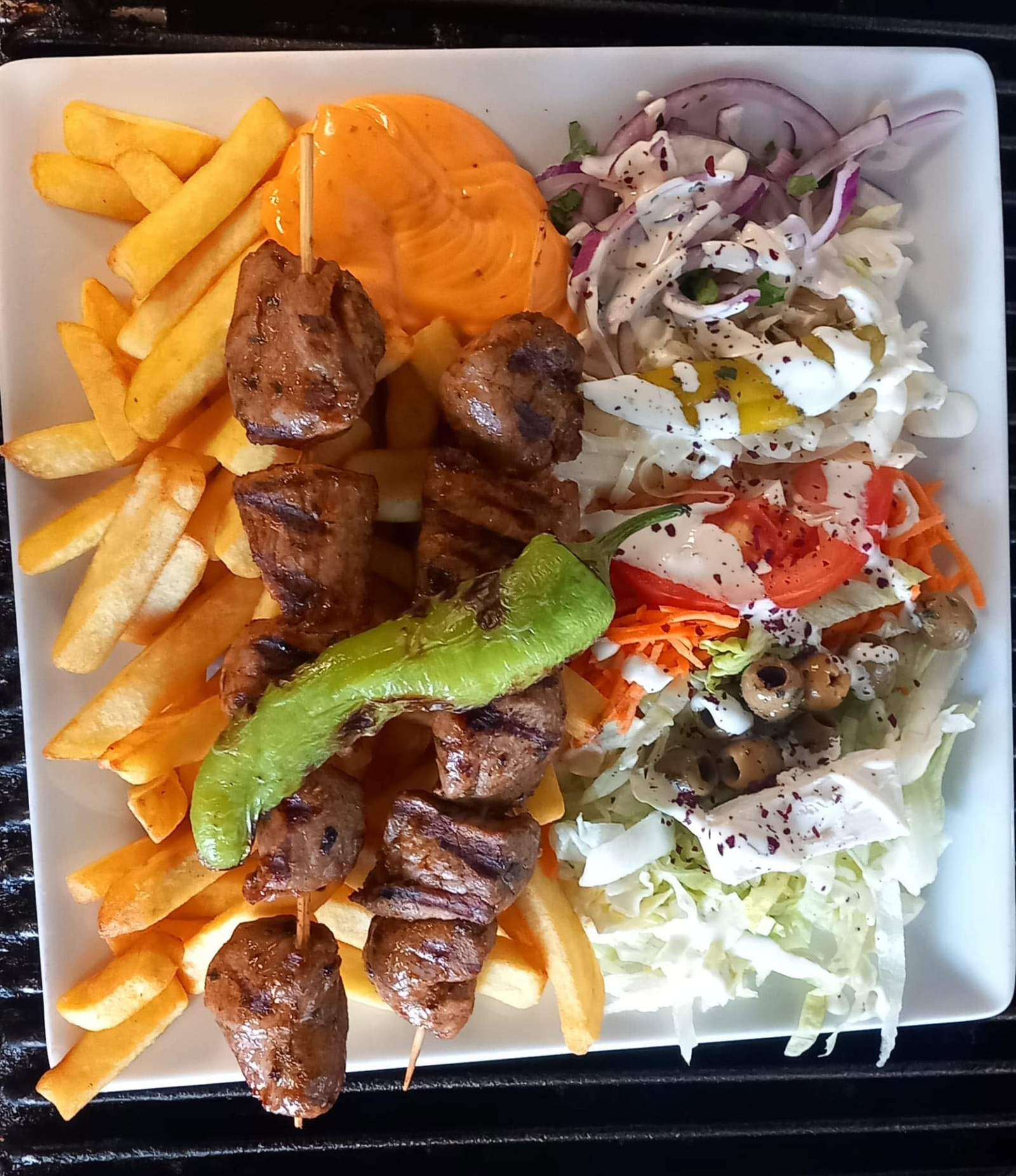 Assiette brochettes de bœuf